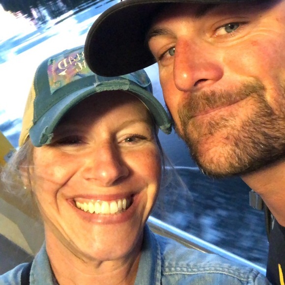 Meet your Posher, Sara - Picture 1 of 2